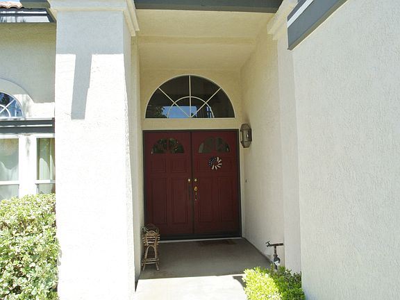 5th image of 41381 Lily Ave