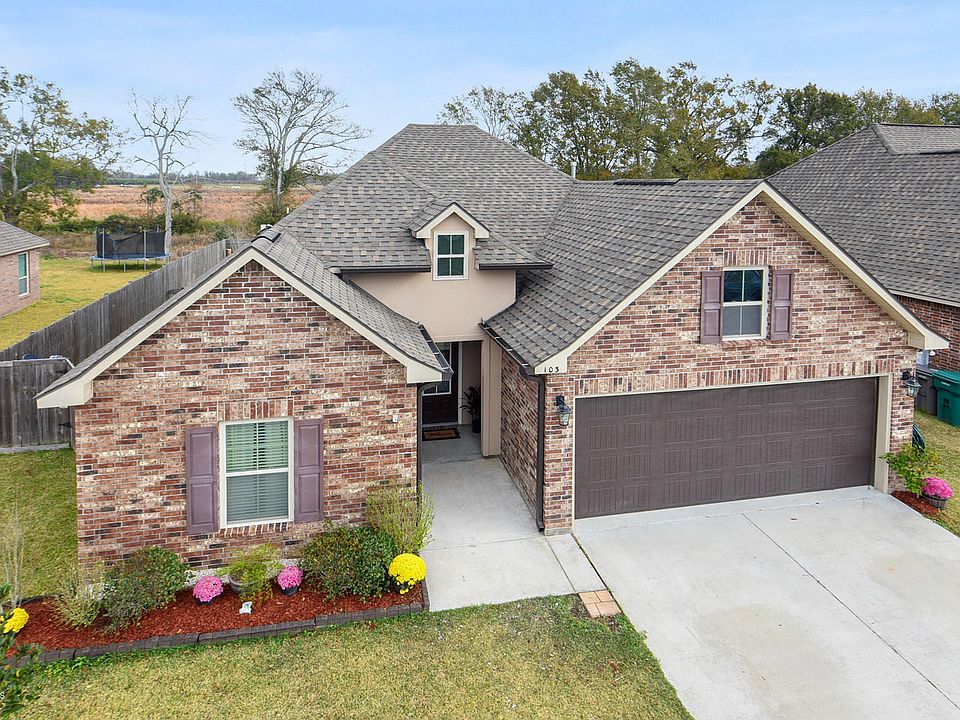 1st image of 103 Victoria Lights Ln