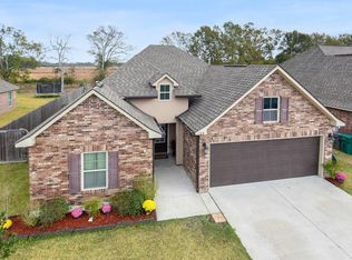 103 Victoria Lights Ln, Broussard, LA 70518