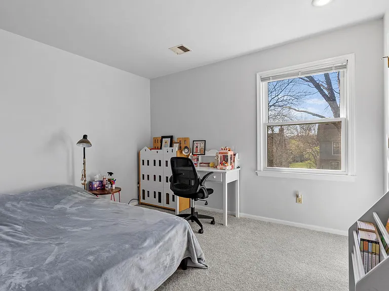 11509 W 117th St — Photo 10