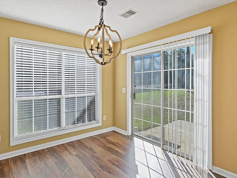 101 Grinders Mill Rd — Photo 12
