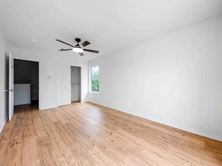 13701 Cambourne Dr — Photo 14