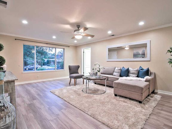 5th image of 2747 Glorietta Cir