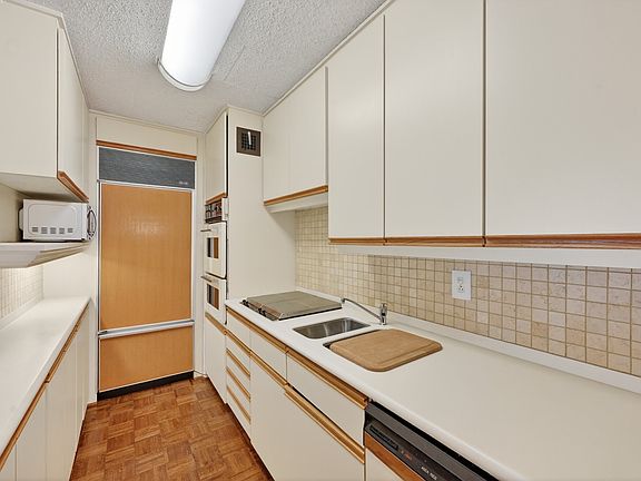 4th image of 3883 Turtle Creek Blvd APT 2308