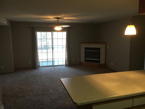 5th image of 2862 Coral Ct APT 201