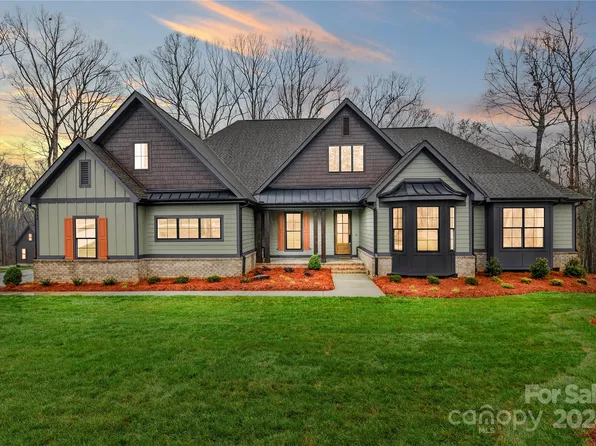 3940 Spring Dr, Midland, NC 28107