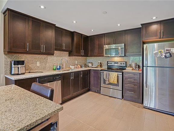 4th image of 1235 Richmond St #701