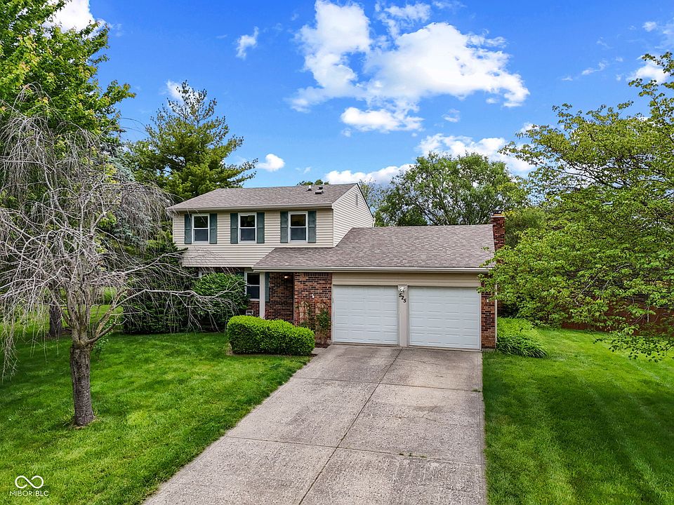 1st image of 525 N Greenbriar Dr