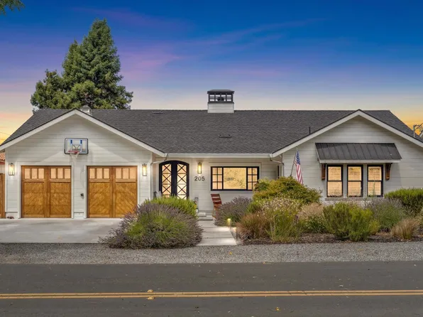 205 Ursuline Road, Santa Rosa, CA 95403