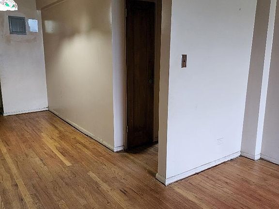 3rd image of 3225 90th St APT 509