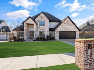3230 Oak Tree Dr, Centerton, AR 72719