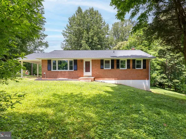 6511 Briggs Rd, Warrenton, VA 20187