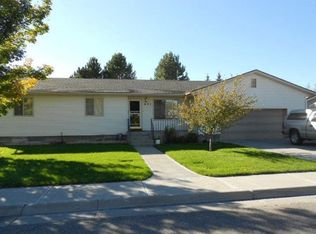 851 Henderson Dr, Blackfoot, ID 83221