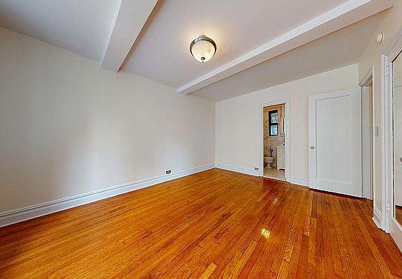 5th image of 114 W 86th St #3