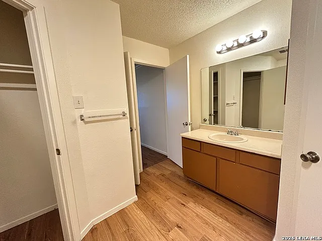 6308 Worchester Knls — Photo 9