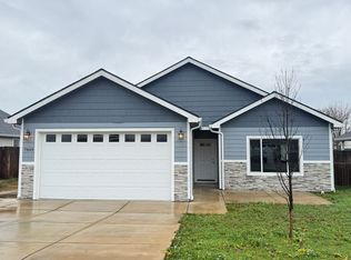 7849 Cadence Ln, White City, OR 97503