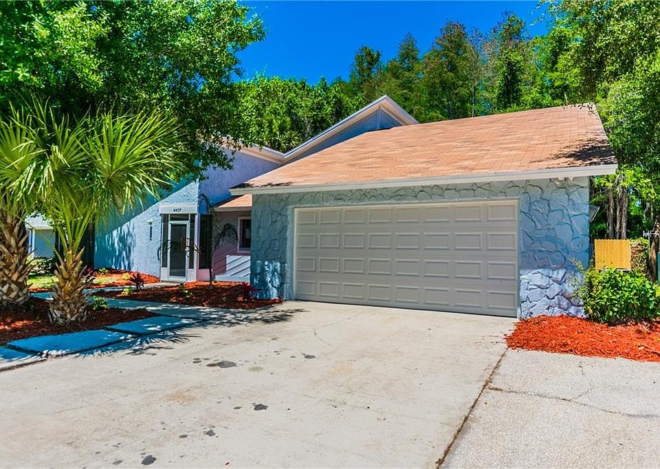 1st image of 4407 Summer Oak Dr