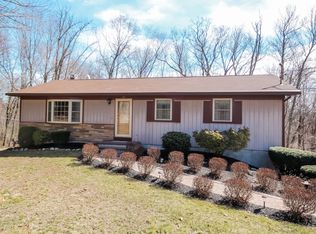 73 Cherry Ln, Stormville, NY 12582