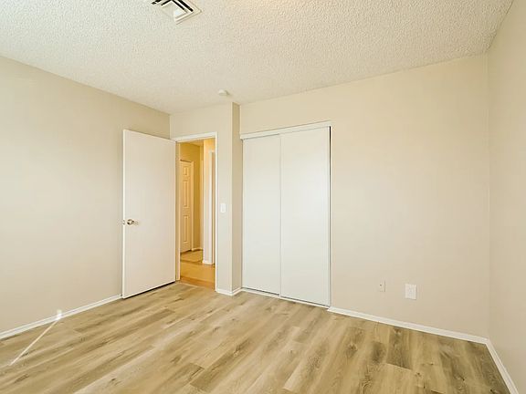 3rd image of 6345 W Grandview Rd