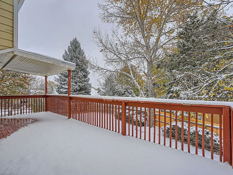 5742 W 114th Pl — Photo 26