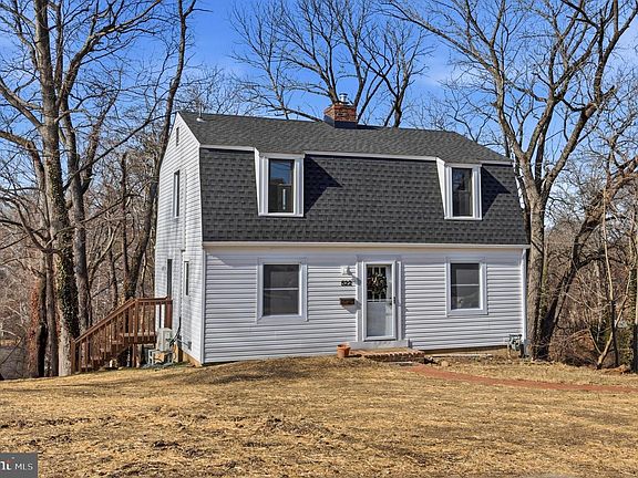 3rd image of 522 Anderson Ave
