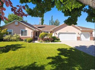 9516 S Valley Spring Cir, South Jordan, UT 84095