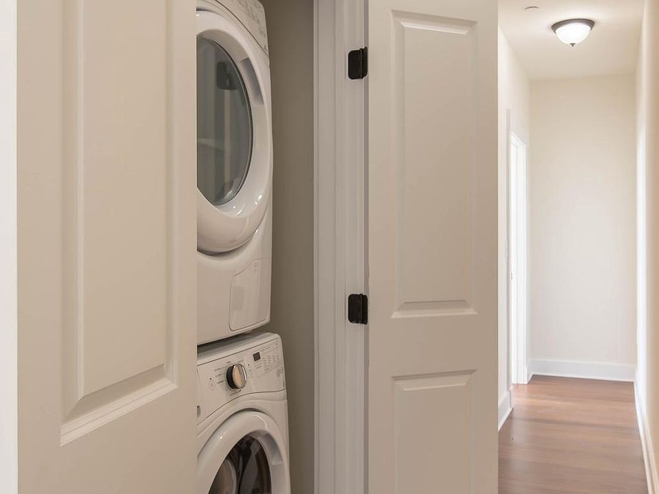 2nd image of 3110 Crittenton Pl #205