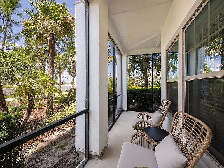 Botanic Waterside Apartments at Lakewood Ranch — Photo 26