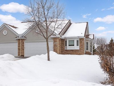 4851 Moon Lake Cir, Saint Paul, MN, 55127