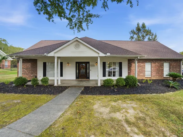 210 Greenwood Pl, Hattiesburg, MS 39402