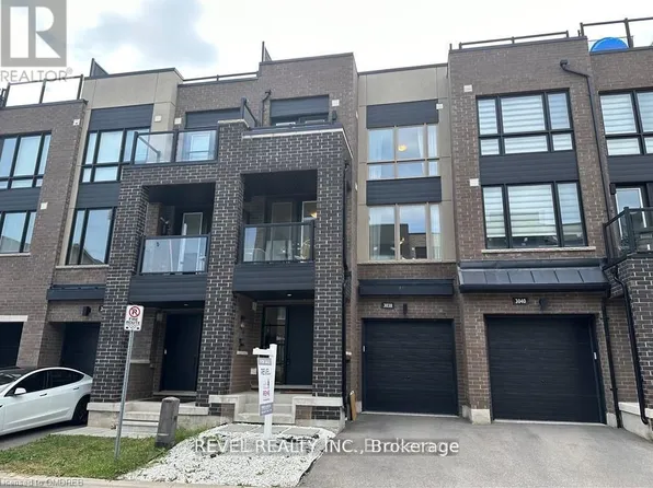 3038 Blacktusk Cmn, Oakville, ON L6H 0R9