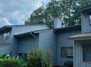 4305 Hunters Club Dr, Raleigh, NC 27606