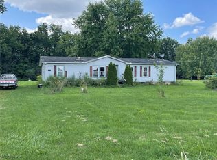 5241 Headley Rd, Newton Falls, OH 44444