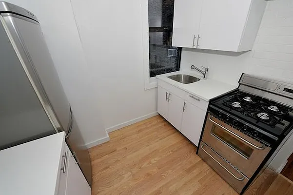 Rented by Aether Property Group | media 1