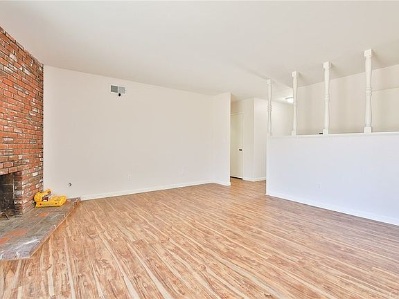3rd image of 5326 Kettler Ave