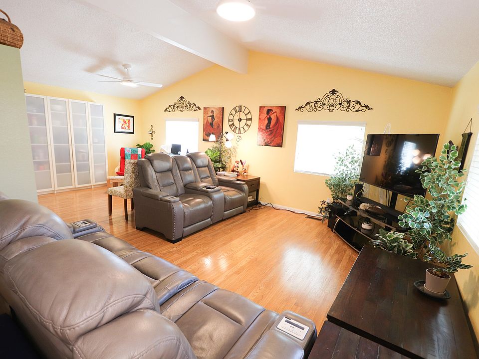 1st image of 15300 Palm Dr Space 3