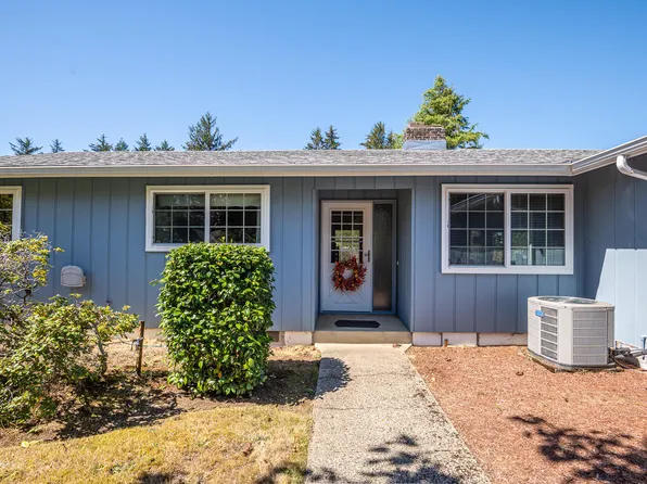 551 NE 20th Pl, Newport, OR 97365