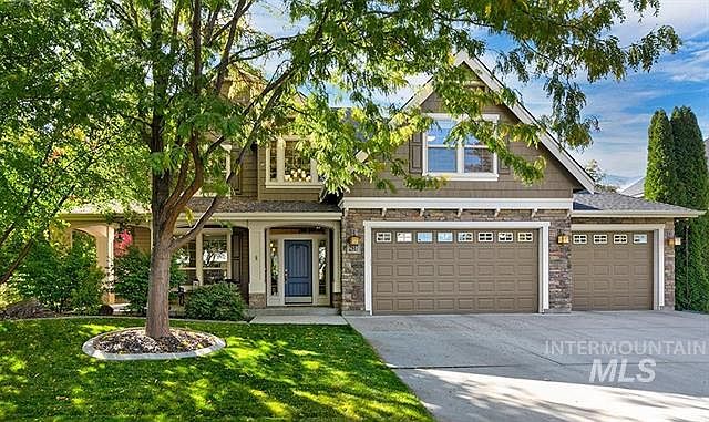1st image of 2517 E Mariposa Dr
