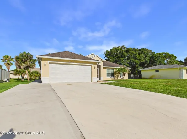 661 Jenkins St, Sebastian, FL 32958