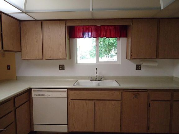 4th image of 10733 W Cinnebar Ave