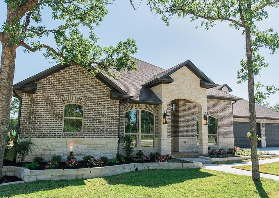1st image of 1206 Quarry Oaks Dr