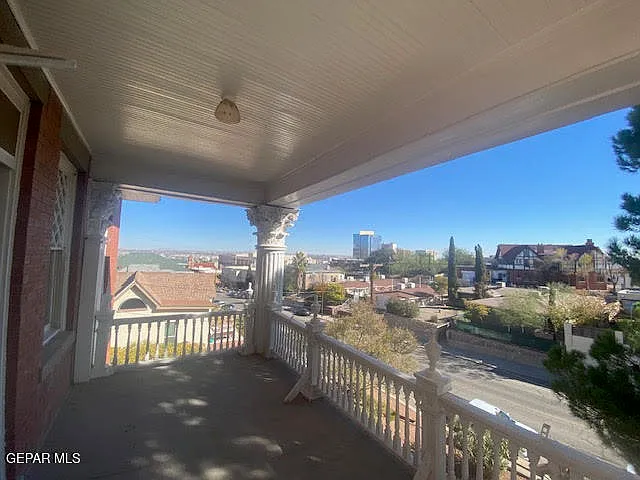 321 W Rio Grande Ave — Photo 58