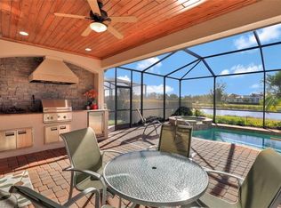 12528 Fenhurst Way, Naples, FL 34120