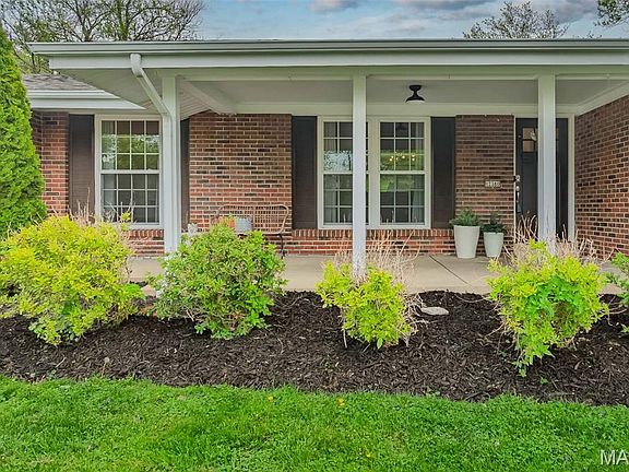 2nd image of 12380 Harundale Ct