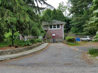 2133 Gerard Ct, Yorktown Heights, NY 10598