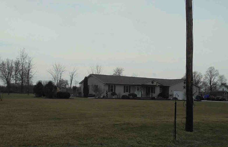 2nd image of 2321 Collins Rd