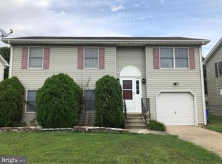 64 Harkins Dr, Smyrna, DE 19977