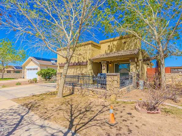 718 Lt Joe Magallanes Rd, Socorro, TX 79927