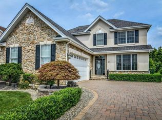 85 E Parsonage Way, Manalapan, NJ 07726