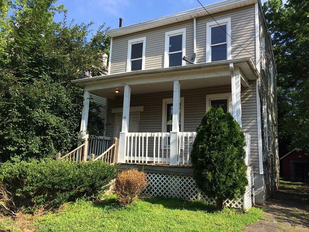 35 Marcy St photo 1